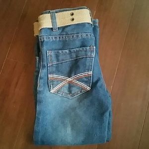Jeans with belt